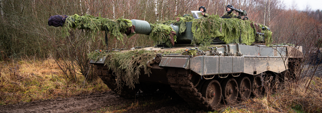 Přesnost Leopardů, nekončící výcvik, zapojení dronů
