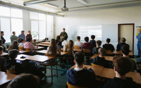 Stipendijní program a dobrovolné vojenské cvičení (DVC)