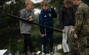 30 let v čele obrněné síly: 73. tankový prapor slaví