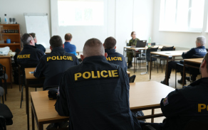 Spolupráce 73. tpr a Krajského ředitelství policie Olomouckého kraje – Odbor pro zbraně a bezpečnostní materiál