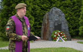 Uctění památky por. i.m. Roberta Vyroubala