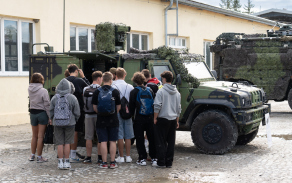 Návštěva žáků SPŠE a IT Mohelnice – Den s armádou