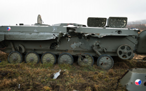 Přesnost Leopardů, nekončící výcvik, zapojení dronů