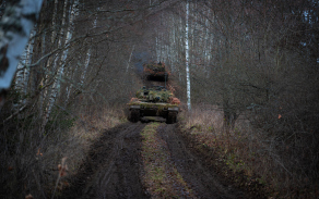 Přesnost Leopardů, nekončící výcvik, zapojení dronů