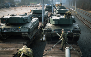 Zimní cvičení Armored Lancer II právě začíná.