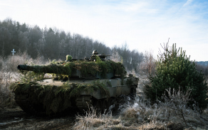 Tanky v pohybu a nekončícím výcviku