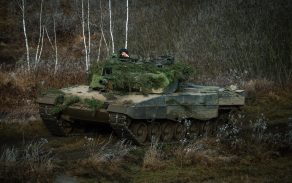 Tanky v pohybu a nekončícím výcviku