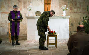 Nedělní údržba, výcvik a druhý advent