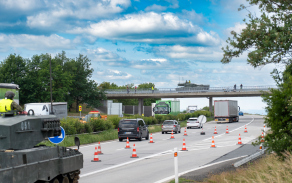 Leopardy po dálnici poprvé. Tankisté z Přáslavic prověřili schopnost, která rozhoduje dřív, než padne první výstřel