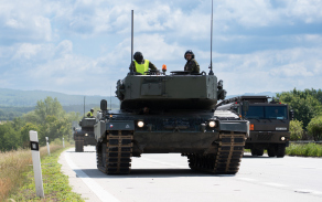 Leopardy po dálnici poprvé. Tankisté z Přáslavic prověřili schopnost, která rozhoduje dřív, než padne první výstřel