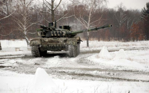 Příslušníci AZ ukončili přeškolení na tanky T 72M4CZ