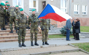 Kladení věnců 11.11.2013